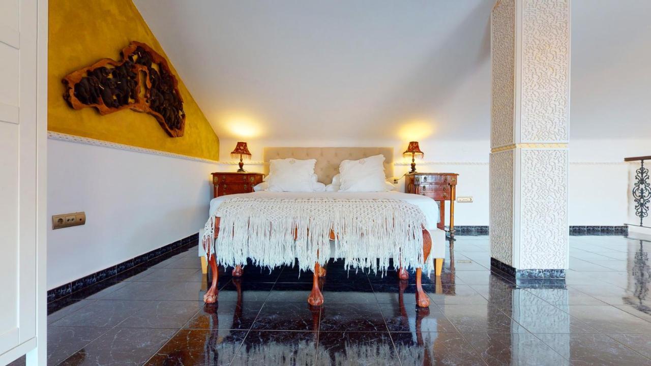 Majestic Villa By The Beach Heated Private Pool & Jacuzzi Benalmádena Exterior foto