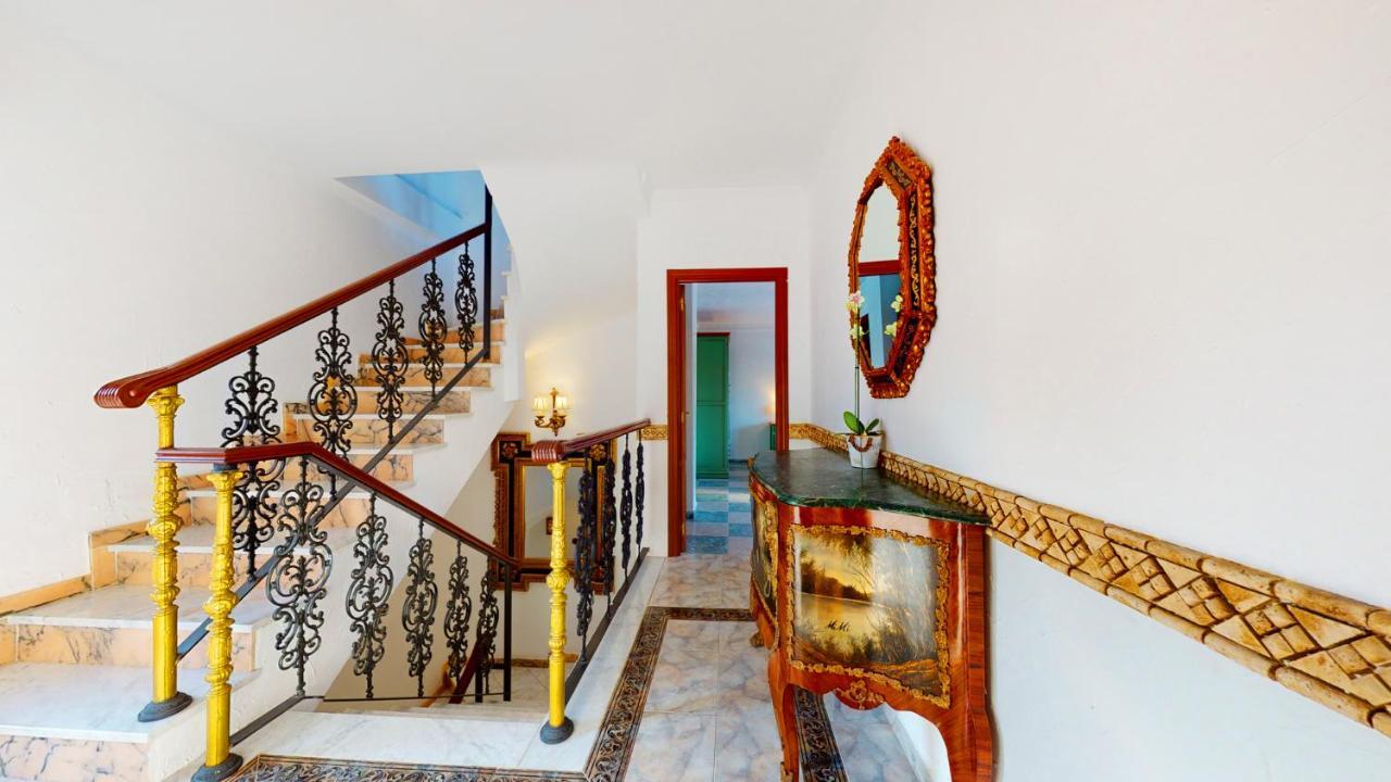 Majestic Villa By The Beach Heated Private Pool & Jacuzzi Benalmádena Exterior foto